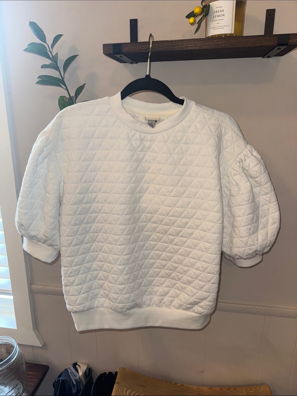a new day White Quilted Puff Sleeve Sweatshirt Size Small